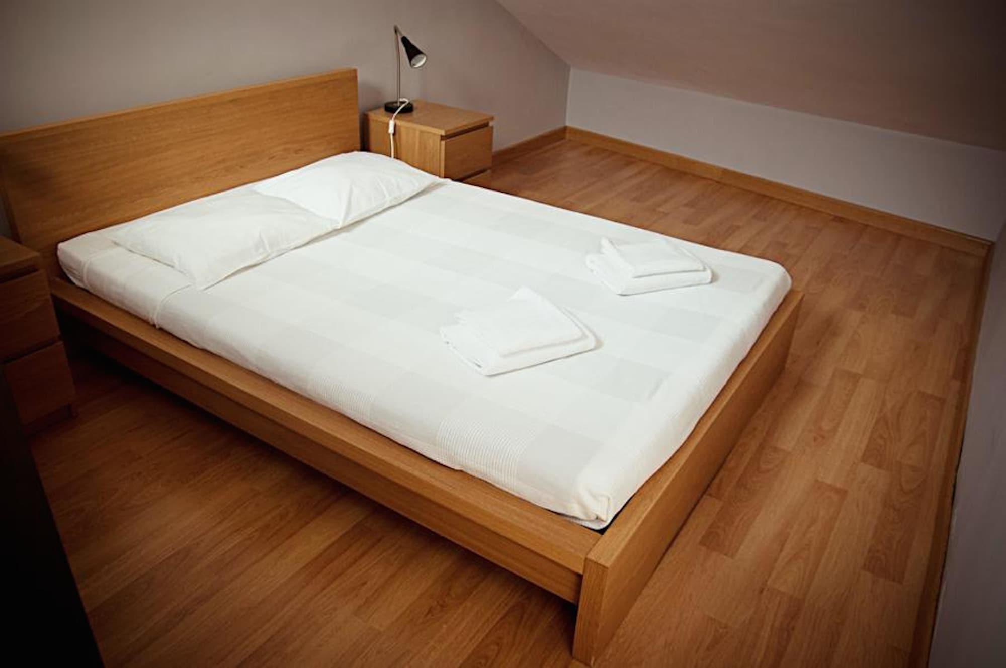 Apartamentos San Pablo Малага Екстер'єр фото